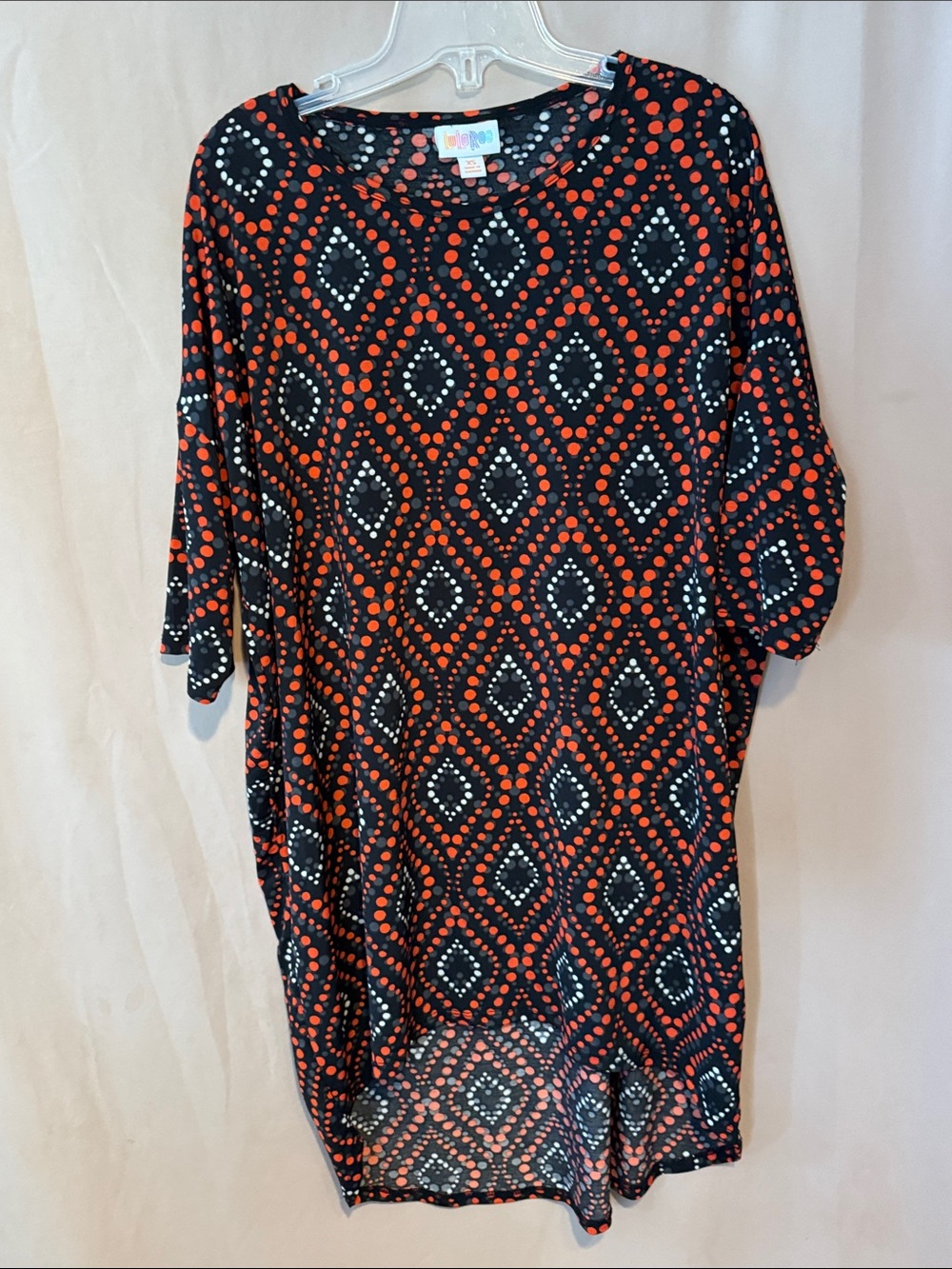 LuLaRoe Black Red and White Geometric Tunic